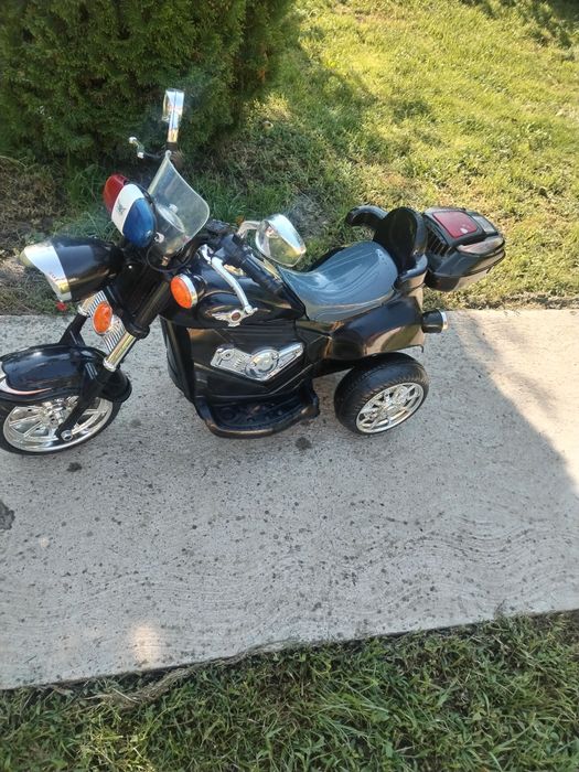 Scuter electric pt copii