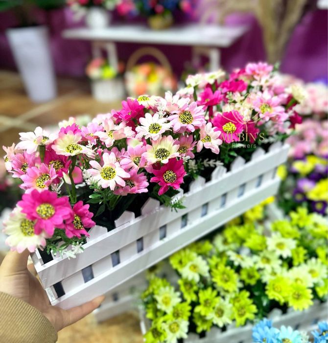 Dekorativniy sun’iy gullar restoran kafelar salon klinikalar uchun