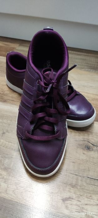 Кецове Adidas в лилаво