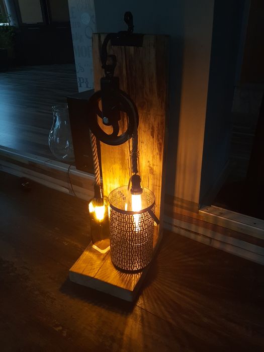 Vand lampa decorativa unicat hand made, veioza, lampadar