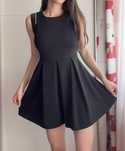 Rochie neagra de ocazie