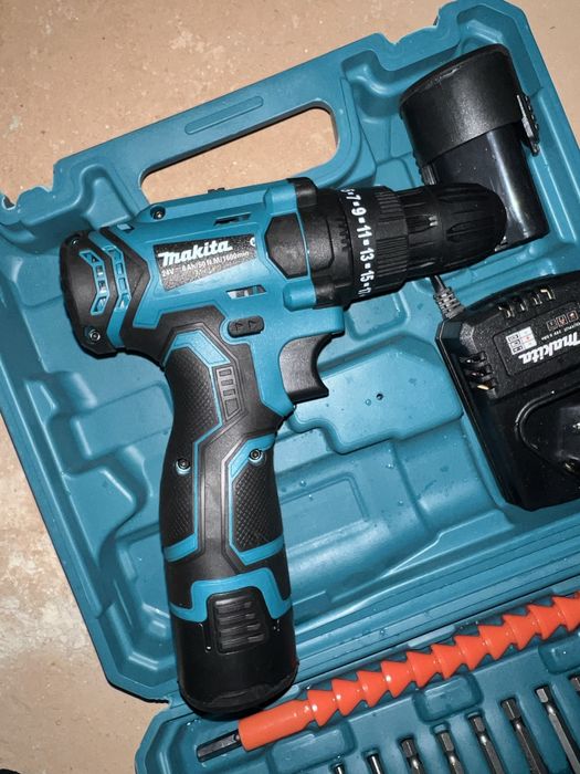 Винтоверт Makita