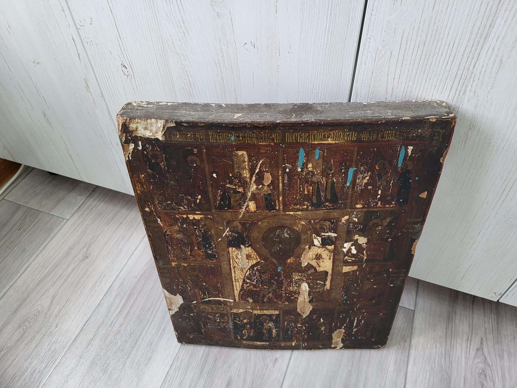 Продам икону старинную, Николай чудотворец. Размер 47,05х38,00см!