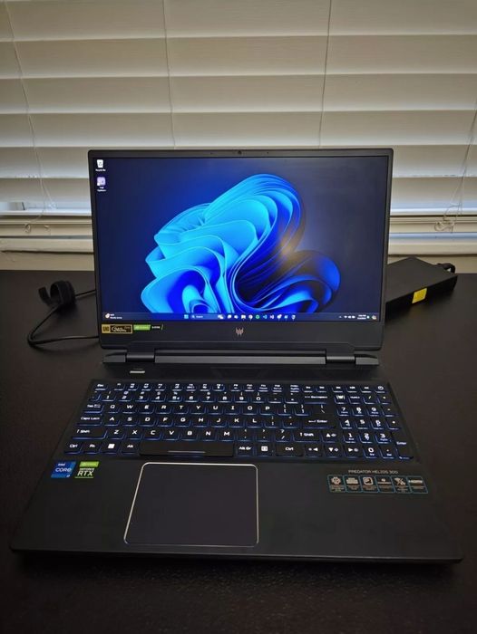 Acer predator helios 300 rtx 3070ti i7 12700h