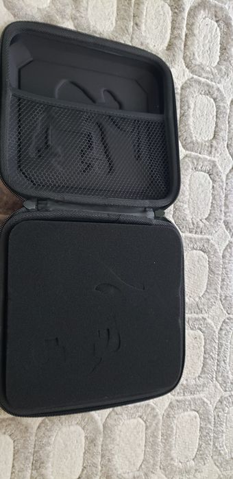 Кутия с цип за макара