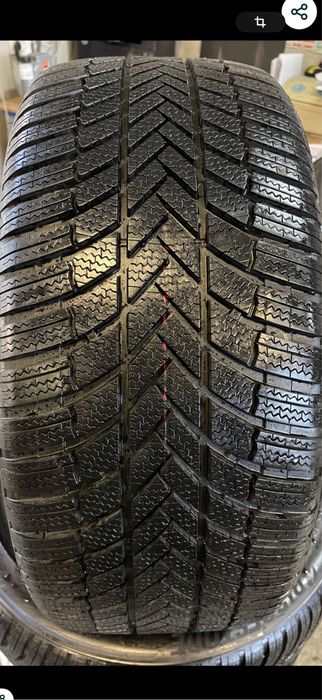 2 Anvelope Bridgestone Noi 255/40/19 Dot 37/2024
