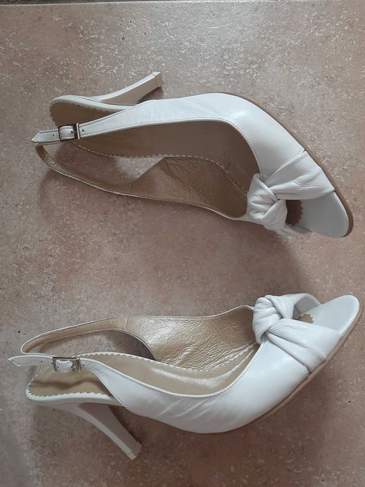 Sandale damă, albe, piele