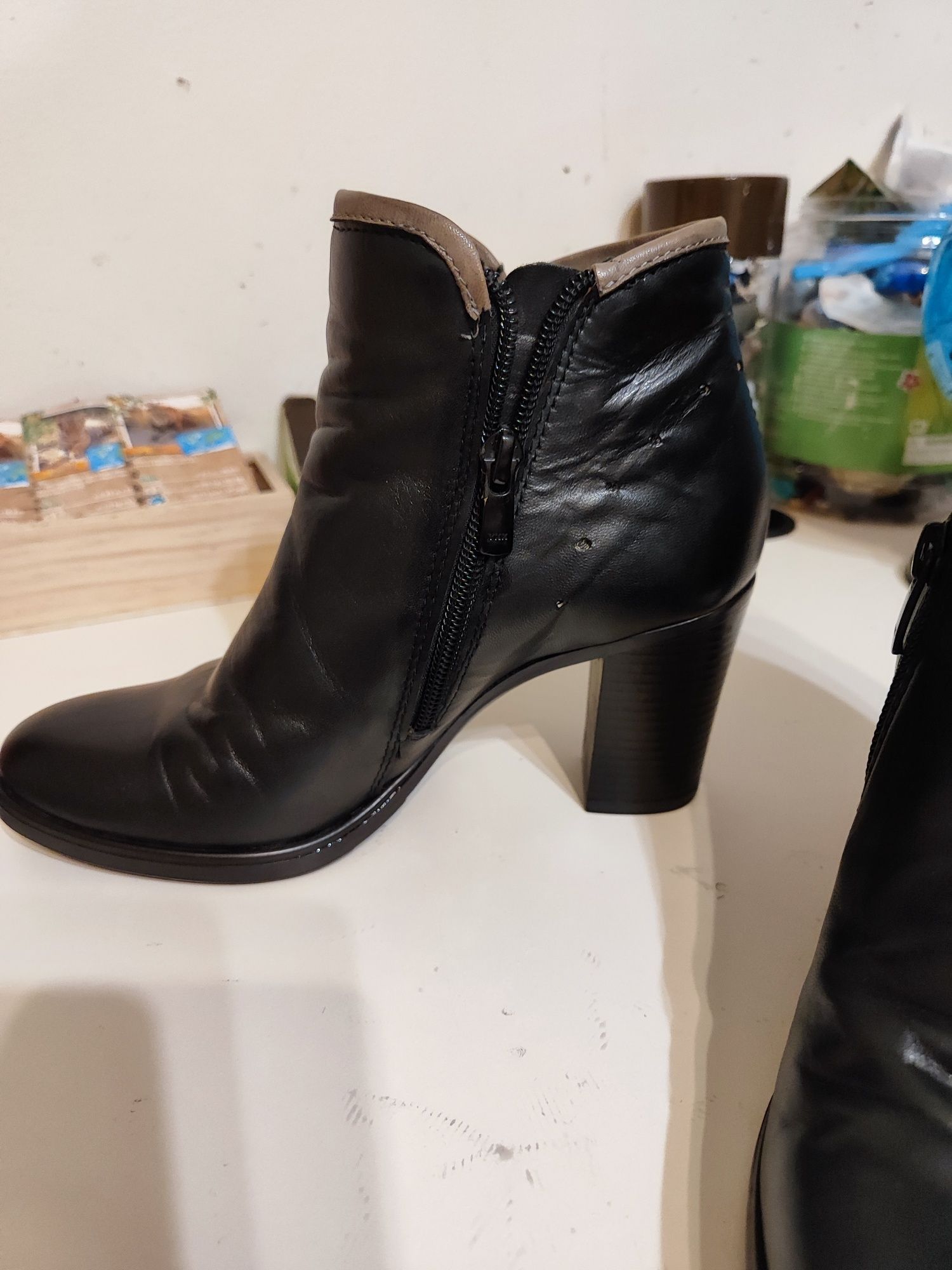 Botine negre piele naturala