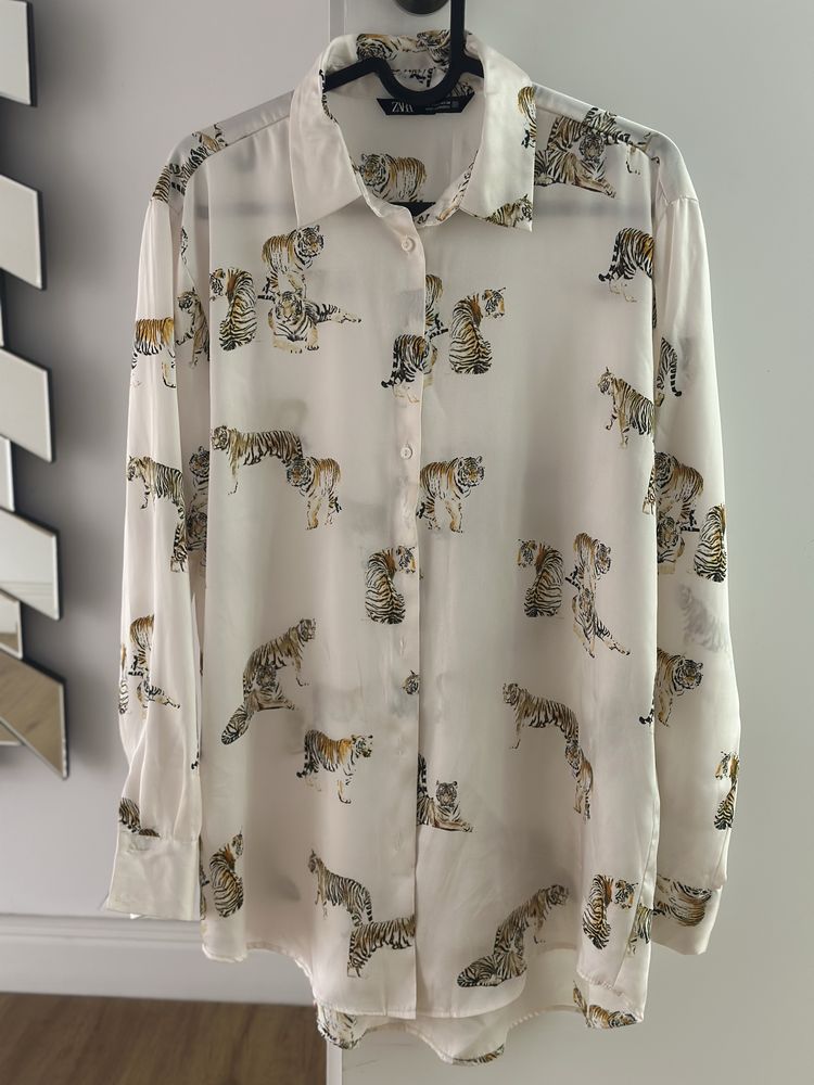 Дамски ризи ZARA , различни цветове