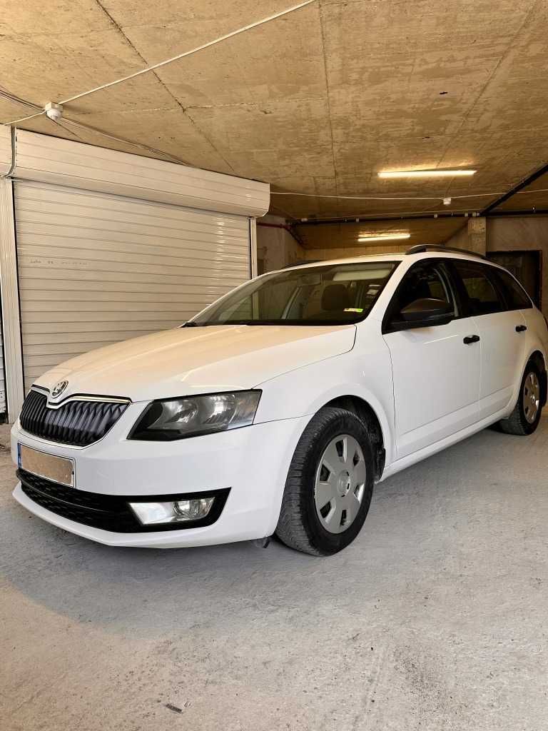 Skoda Octavia- 1.6 TDI