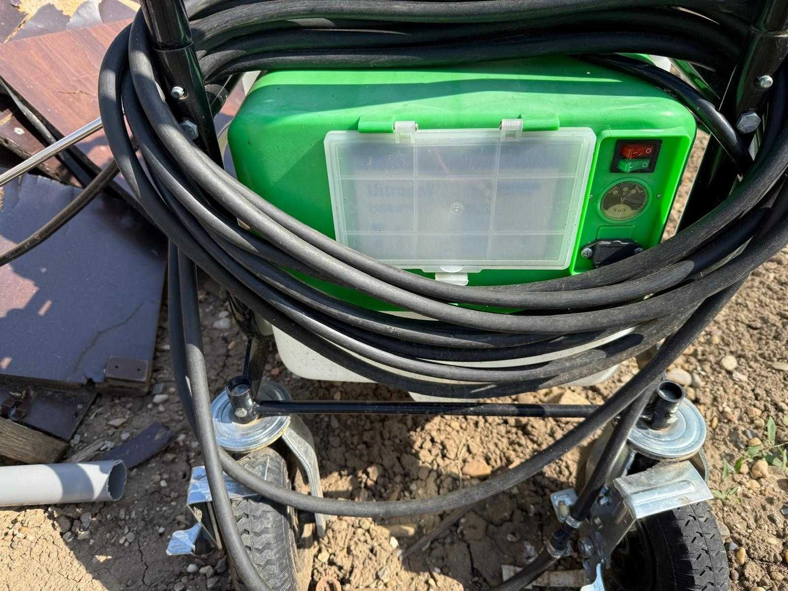 Vand pompa de stropit, pulverizator, cu carucior pe roti