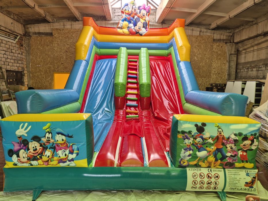 Tobogane gonflabile la comanda