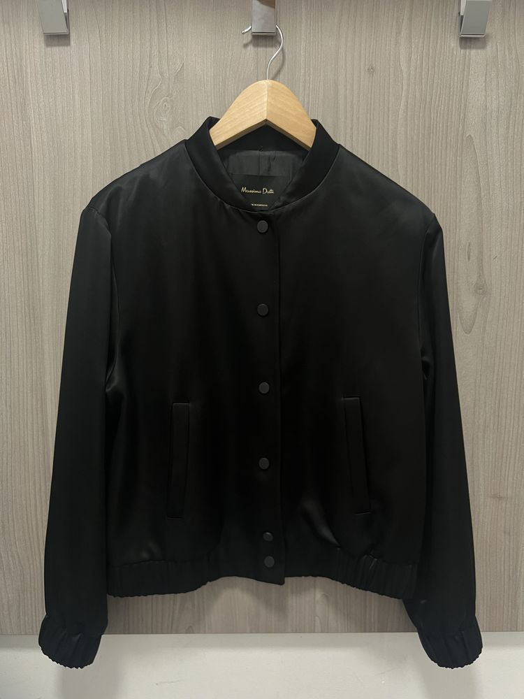 Сатенирано яке Massimo Dutti