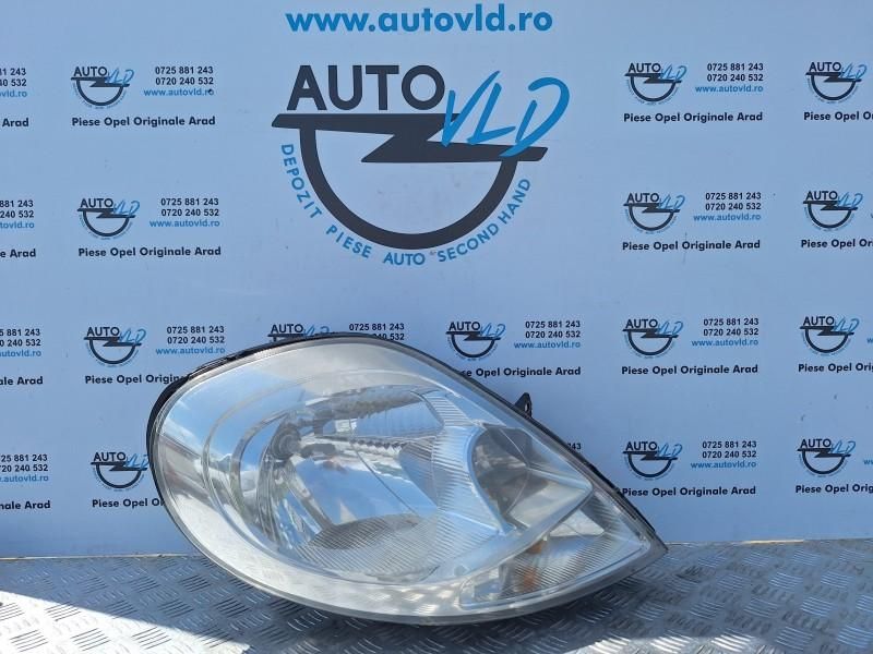 Far dreapta cu semnalizare Opel Vivaro