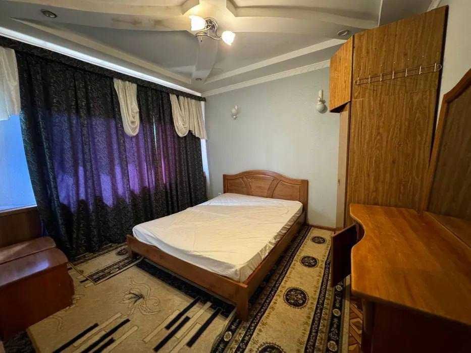 СРОЧНО !! Продается квартира в Яшнабаде 2/1/4 ( 58 кв/м ) Тузел 1