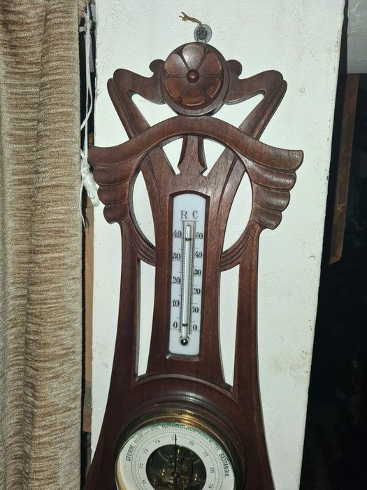 Barometru art nouveau