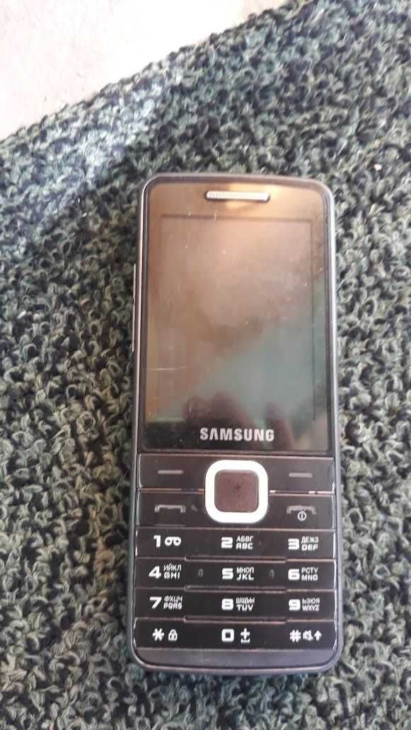 Samsung gt s5610