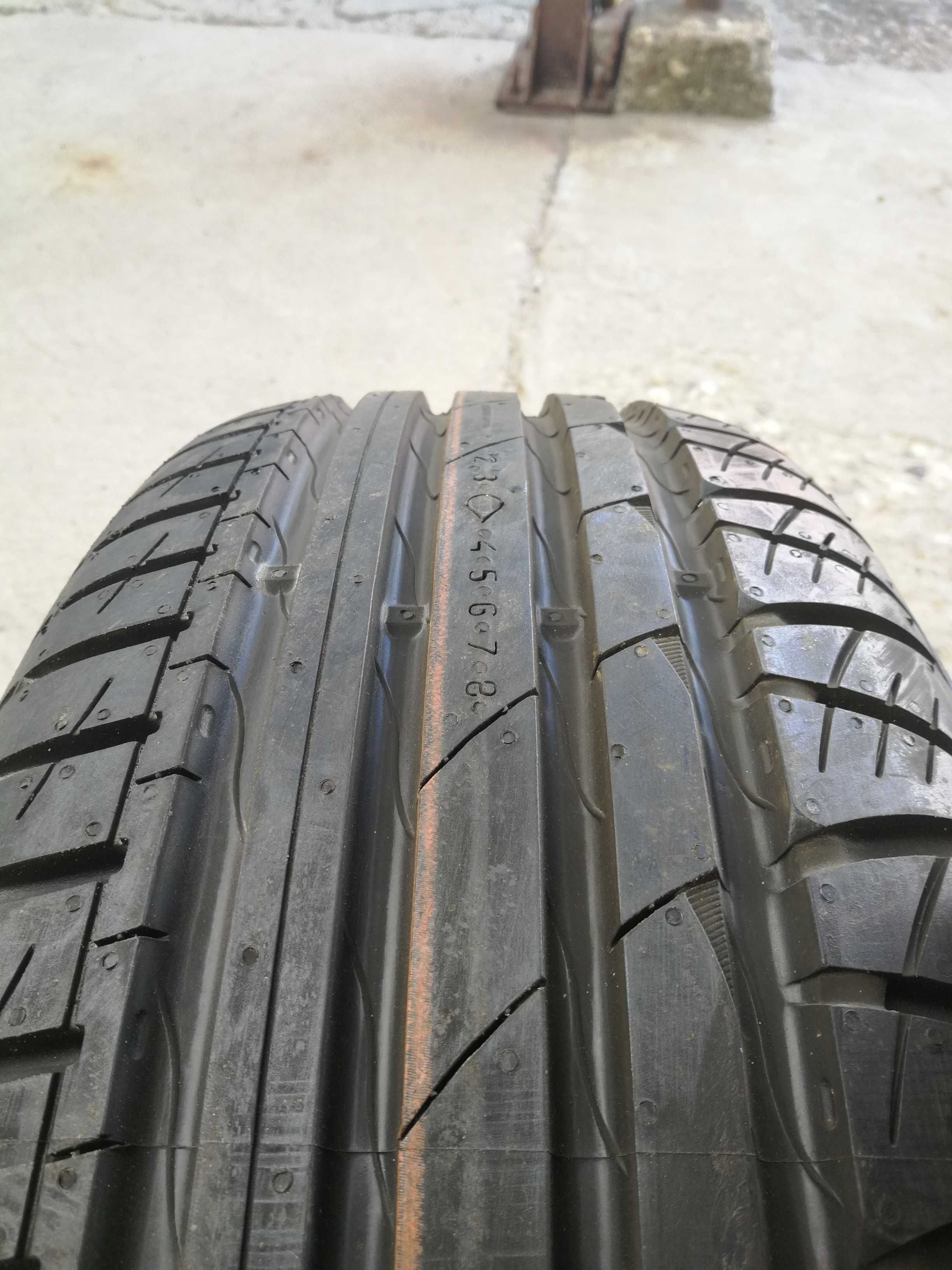 Нови летни гуми R15 215/65 Nokian H 100H ExtraLoad 90лв. с ДДС