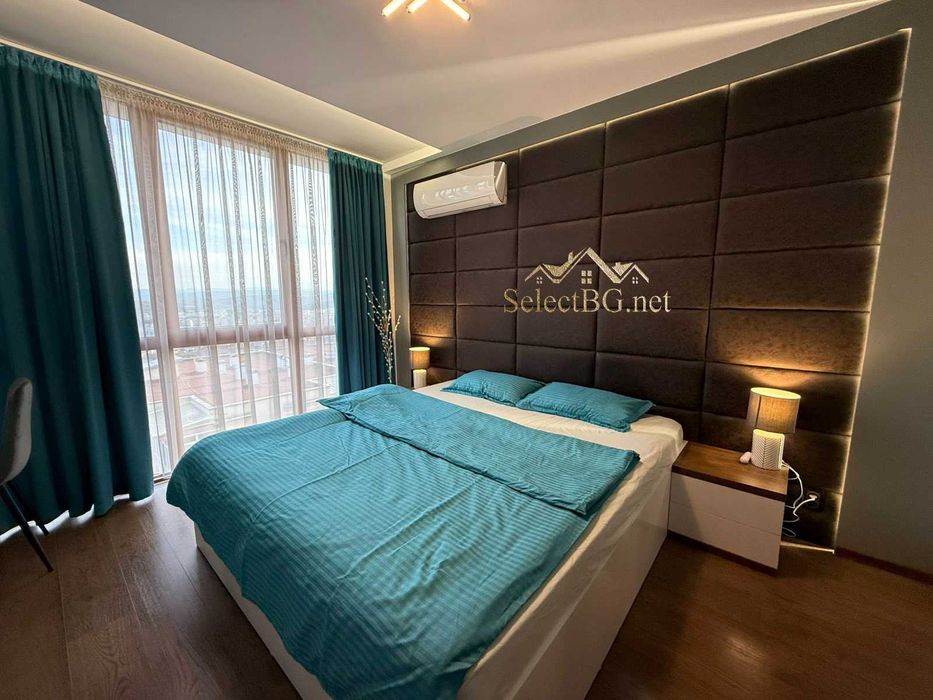 Продава се Четиристаен апартамент в Велико Търново, Акация - 160 кв.м за 1675 €/кв.м - Снимка #11