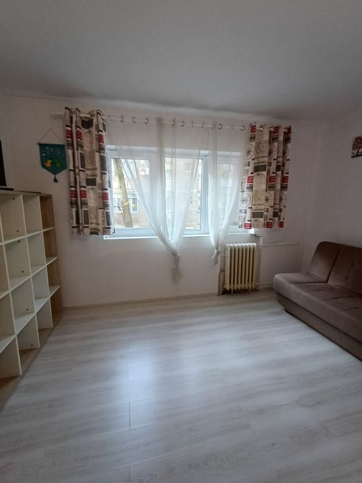 Dau in chirie ap 2 camere Rogerius