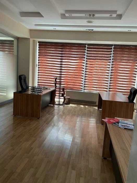 Офис в Мирабаде — 4-й этаж, 472 м², все включено Айбек