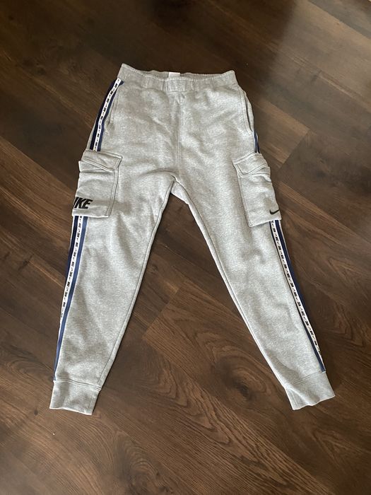 Pantaloni Nike Cargo
