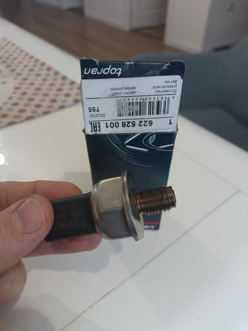 Topran 622 528 001 Senzor presiune combustibil / rampa Ford, Peugeot