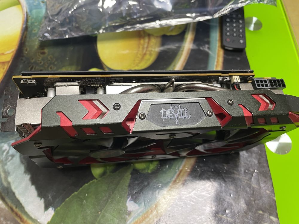 Видеокарта Powercolor Red Devil RX580 8GB Golden Sample