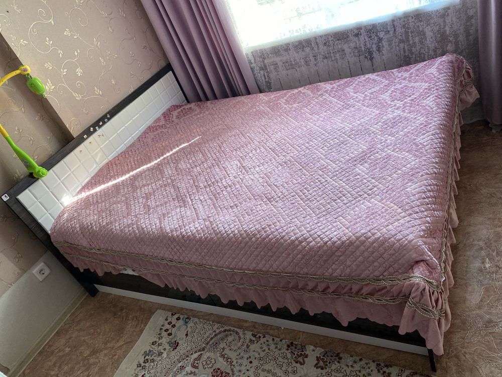 Продается кровать 160/200