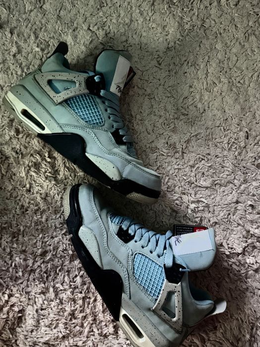 Jordan 4 retro University Blue 38,5