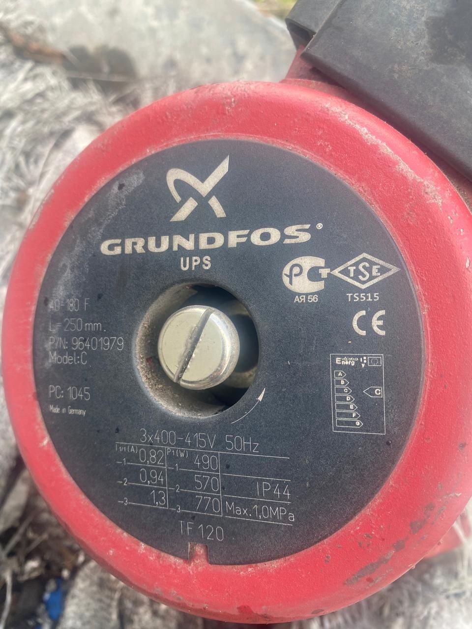 Циркуляционный насос Grundfos 40-180F