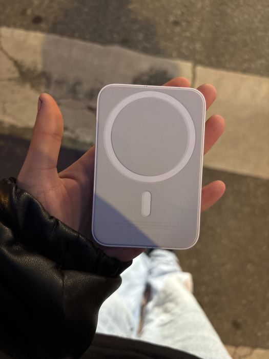 Baterie externa apple