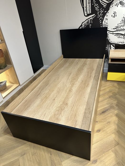 Кровать односпальная б/у