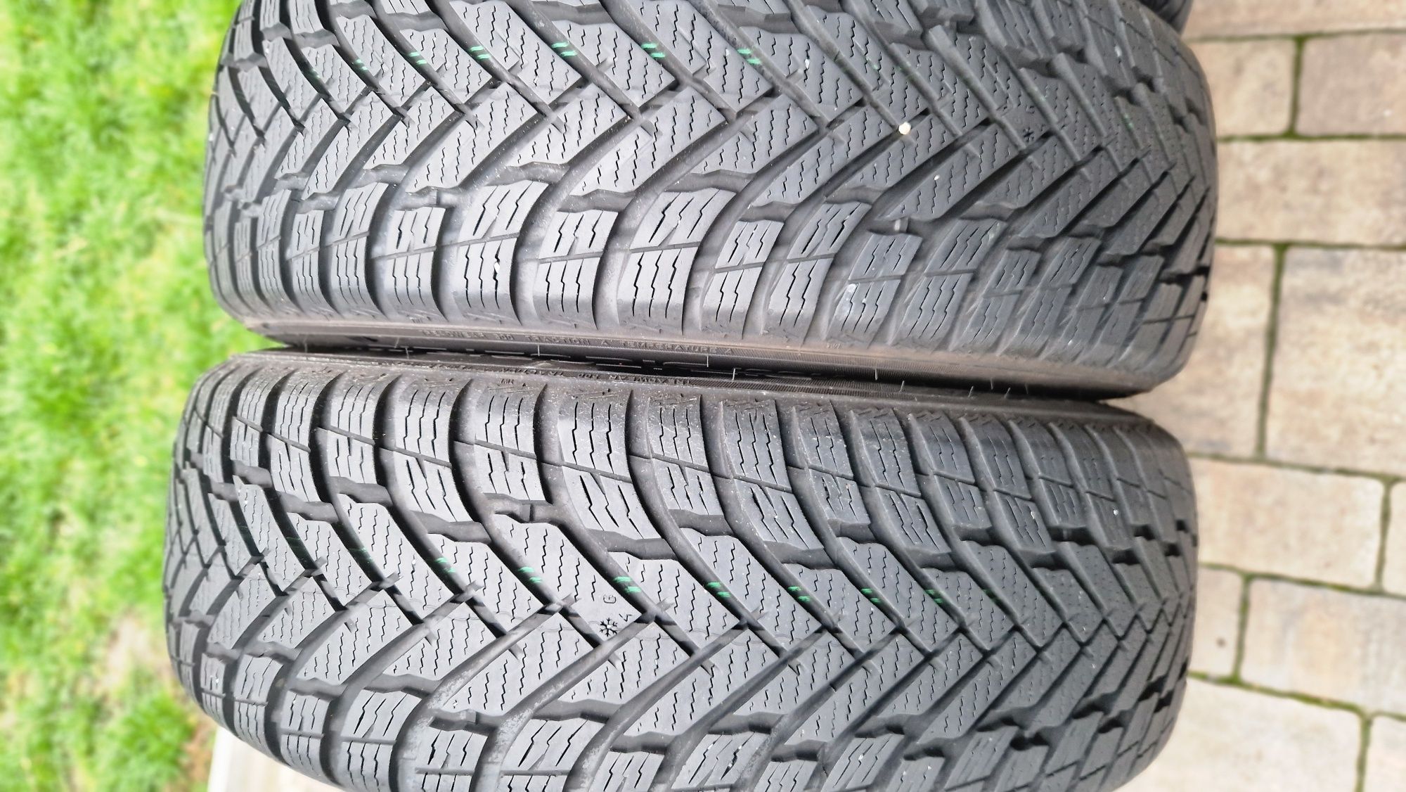 Anvelope iarna 215 70 R 16 nokian