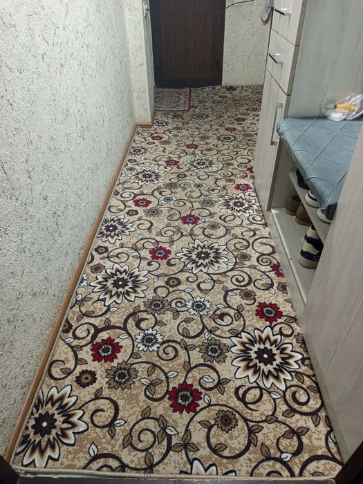 Gilamlar sotiladi 3 ta