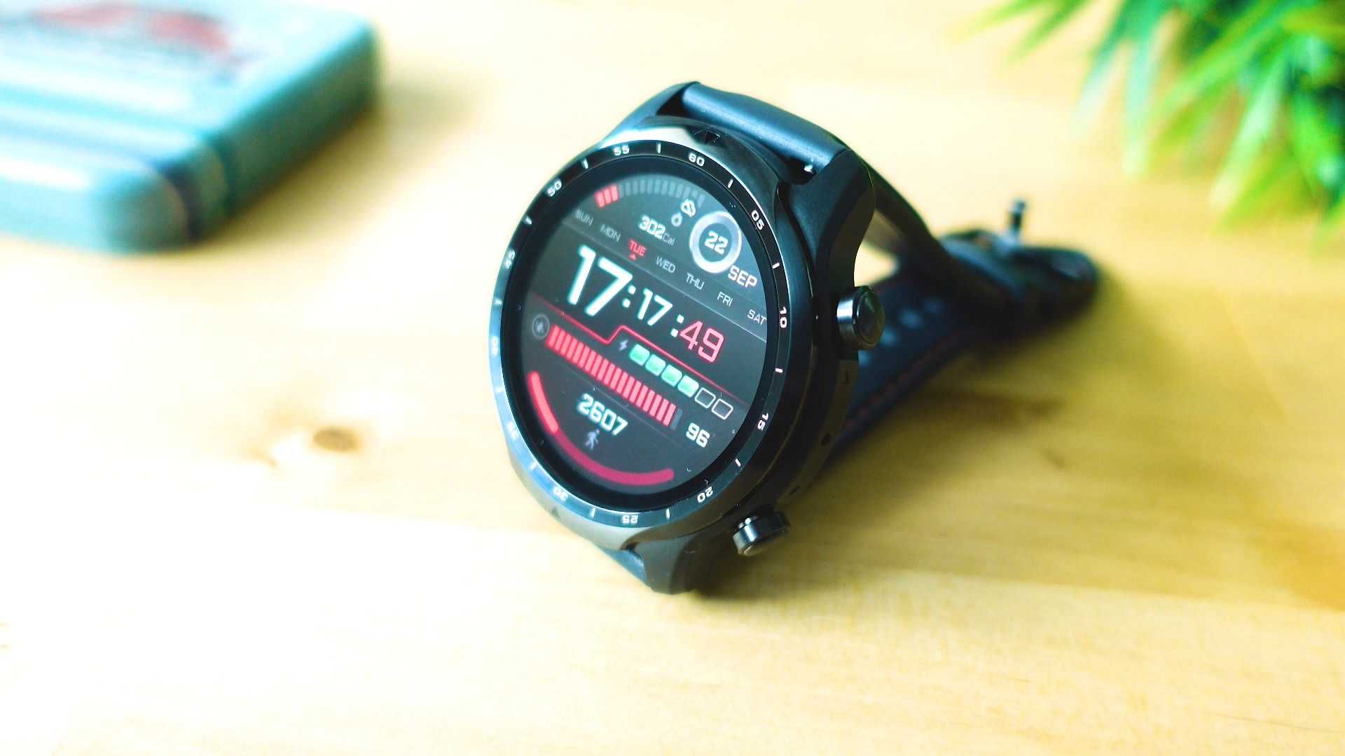 Ticwatch Pro 3 LTE - почти нов