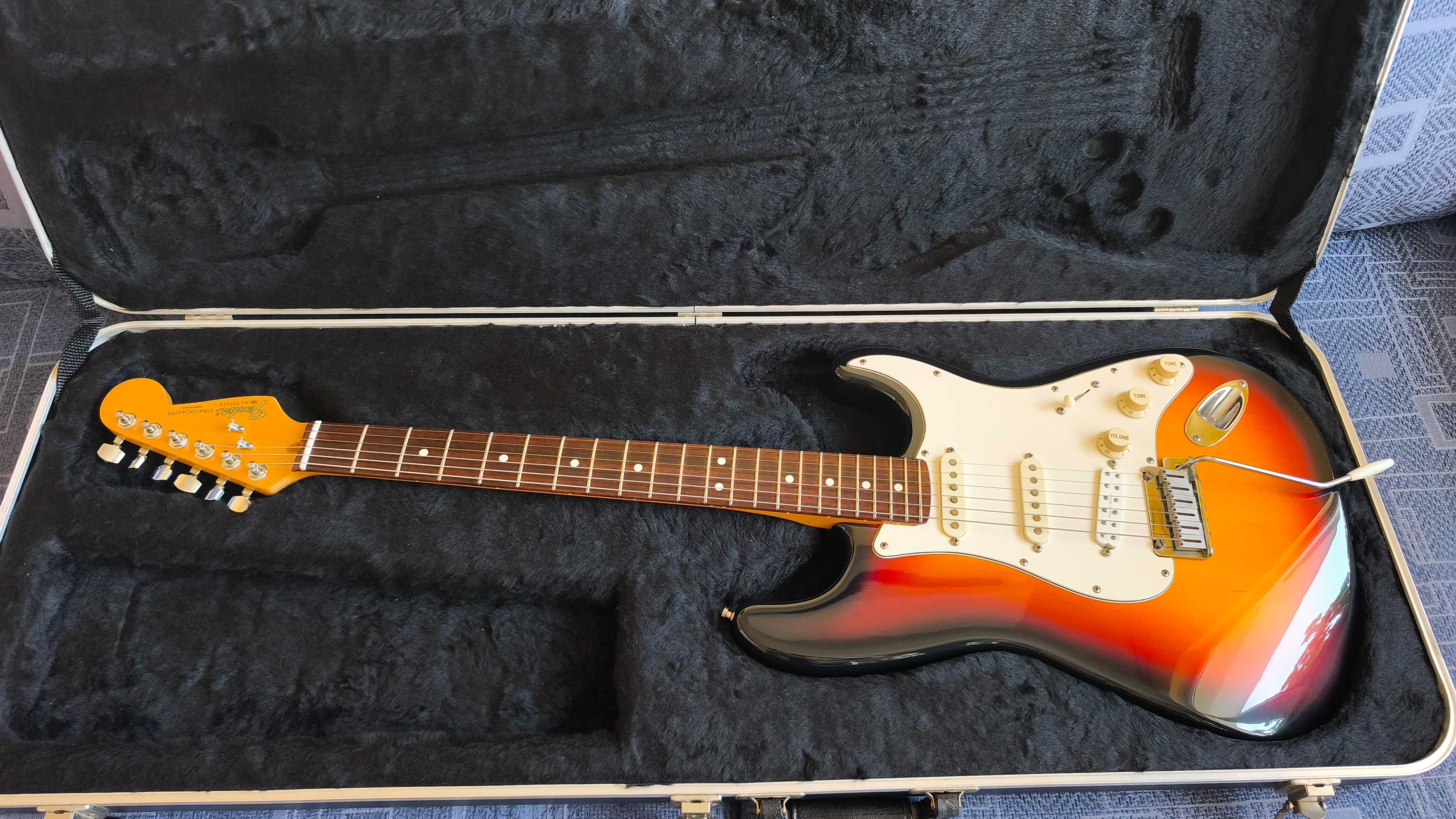 Fender american standard модел 1991г USA