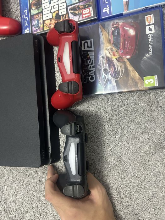 Ps4 slim + 10 jocuri
