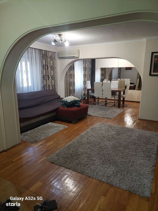 Apartament cu 3 camere