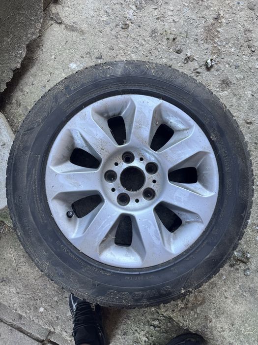 Зимни гуми с джанти BMW 225 55 16