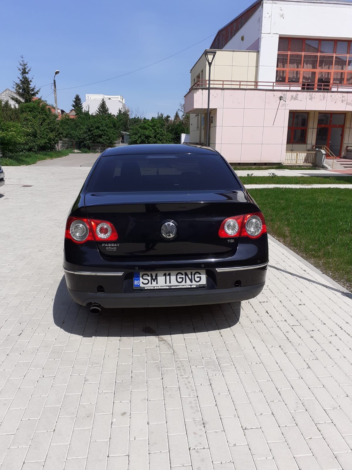 Vând Volkswagen Passat