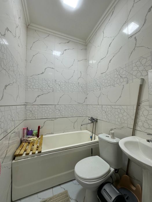 Uy sotiladi 1.1 sotix 4 xona