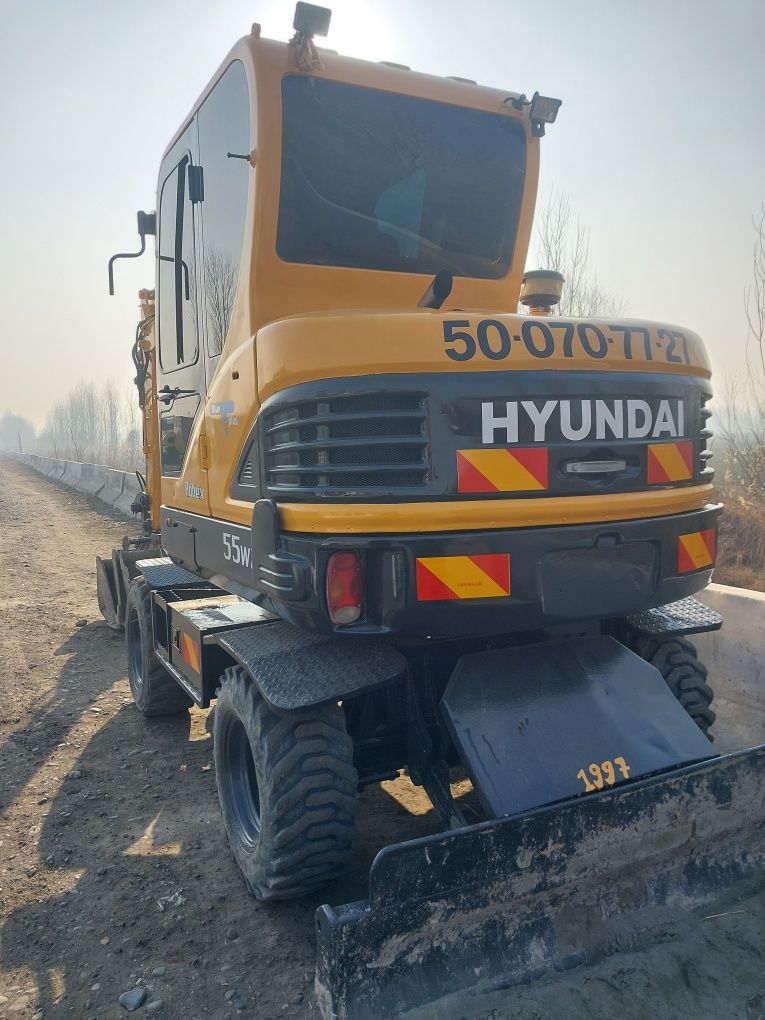 Xyundai ekskavator 2009 yil