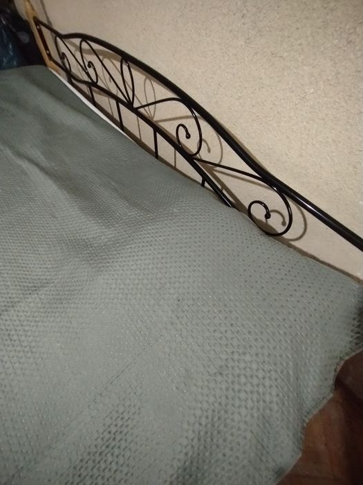 Pat 200x200 aproape nou