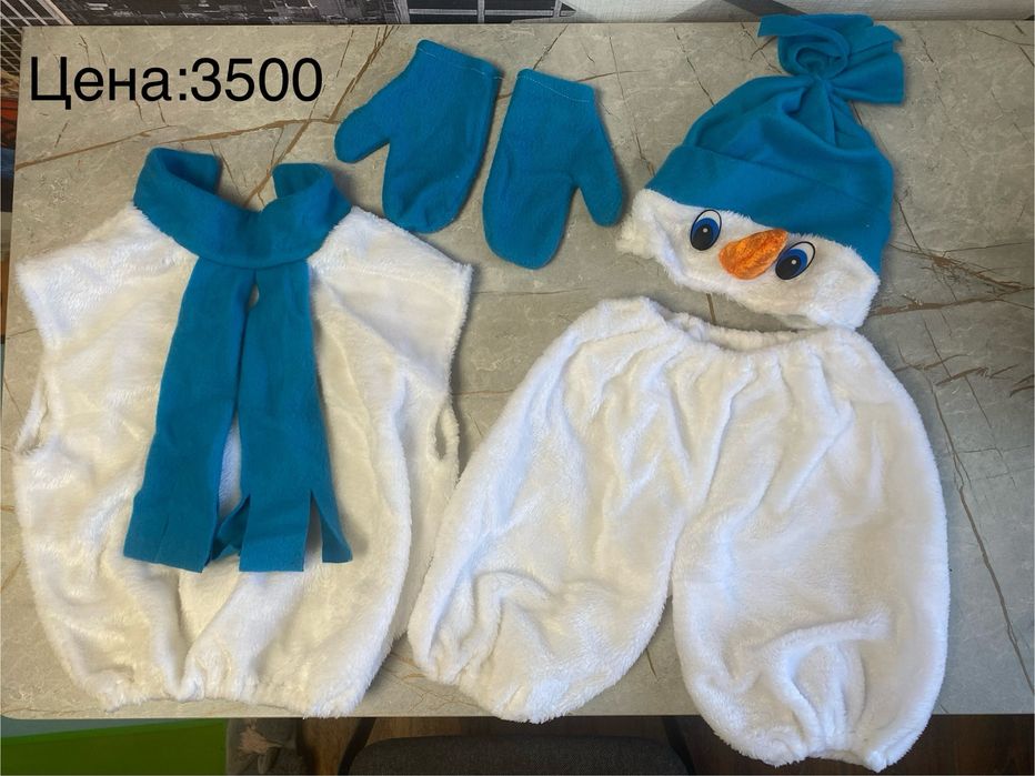 Новогодний костюм снеговик