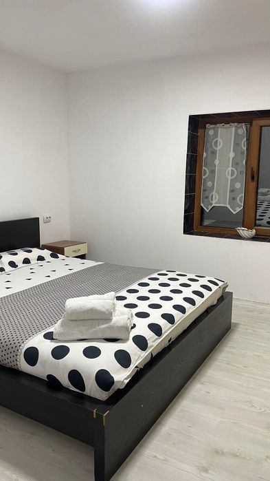 2 apartamente de închiriat / 3 camere Pentru muncitori/ la casa!