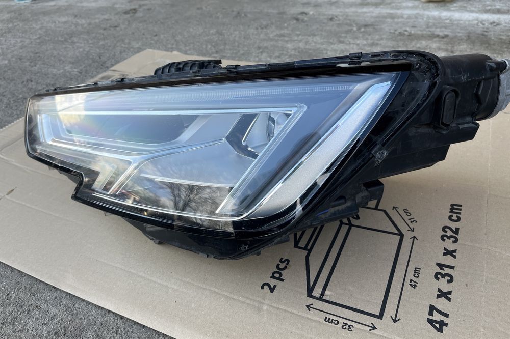 Far stanga Audi A4 B9 8W Full Led Adaptiv