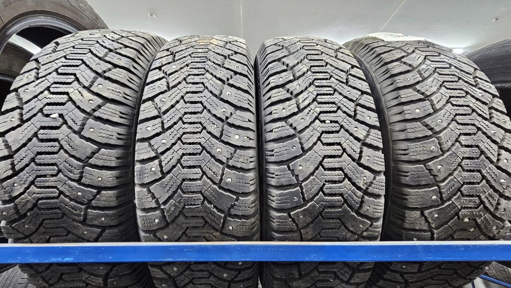Продам комплект шин 185/65/15 Tunga