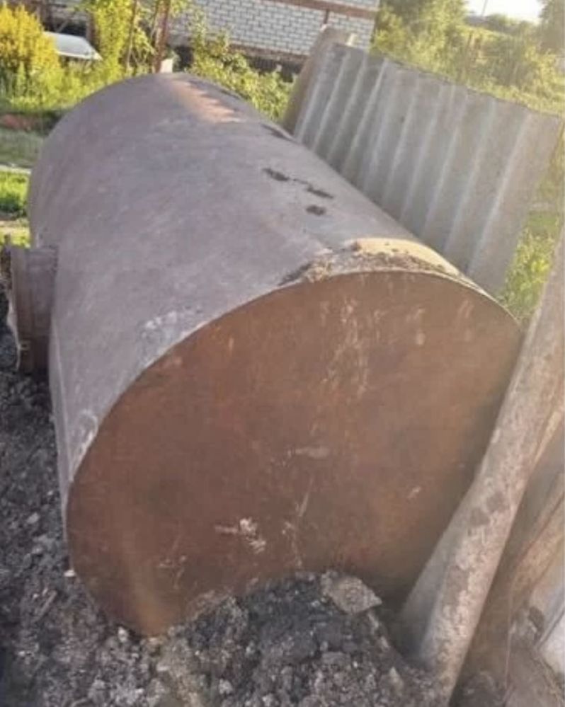 Продам бочку 3куб