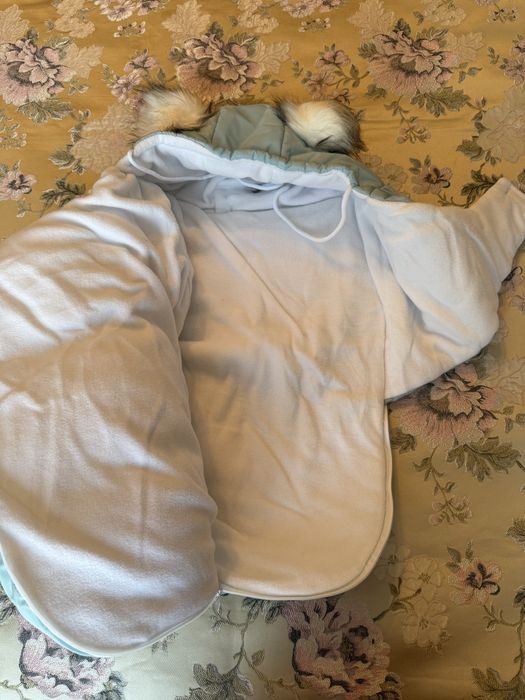 Продам зимний конверт на выписку или для прогулок